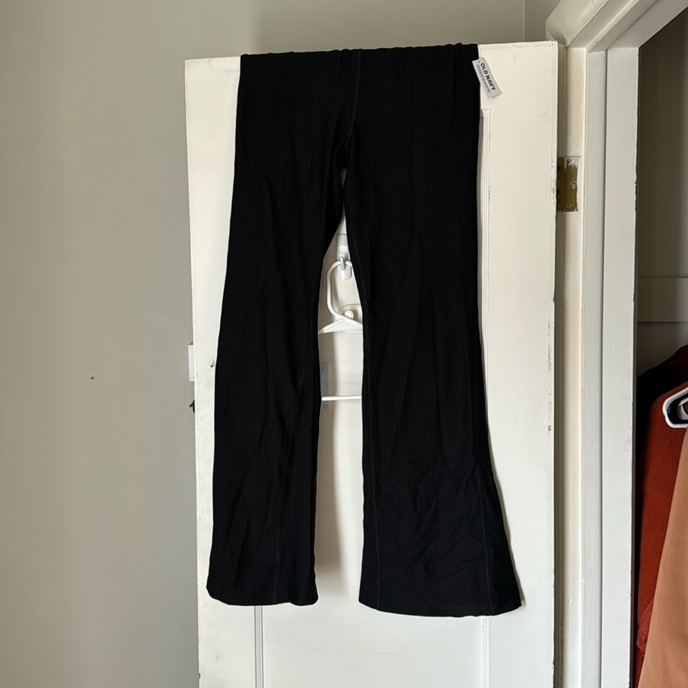 old navy ribbed flare leggings